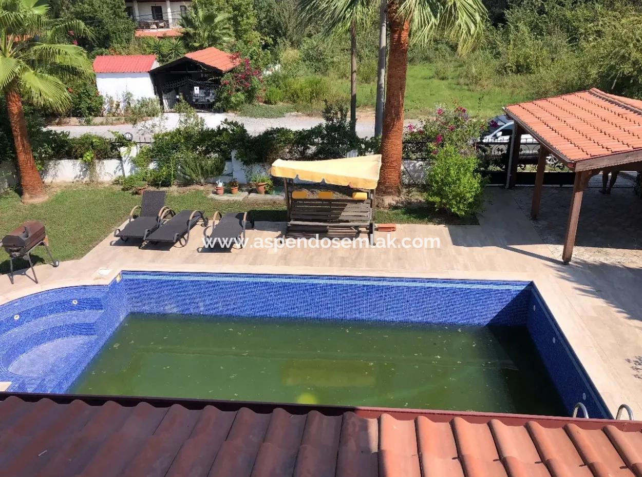 Dalyan'da 575M2 Arsa İçinde 4+1 Satılık Villa