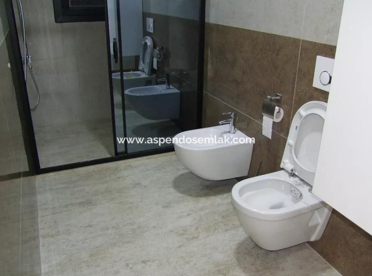 Zeytinalanda Satılık Lüks Villa Köyceğiz Zeytınalanda 6800M2 Arsa Full Göl Manzaralı Satılık Villa