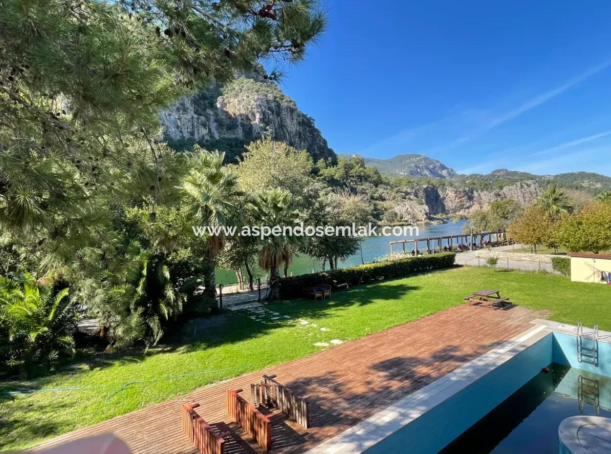 Dalyan Gülpınar'da 75M2 Kanala Sıfır Satılık Dubleks Apart