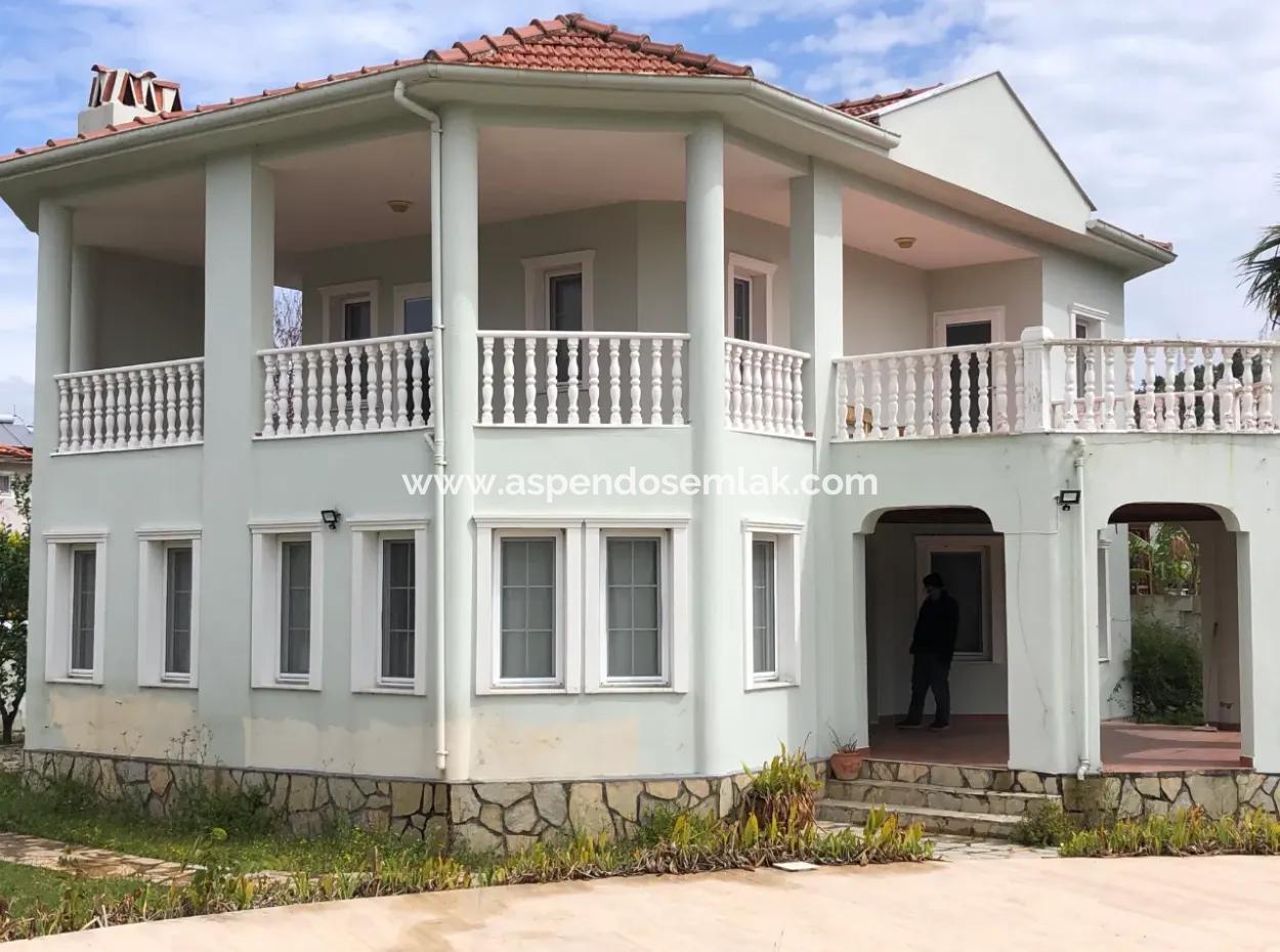 Dalyan Maraş'ta 1532M2 Satılık Villa