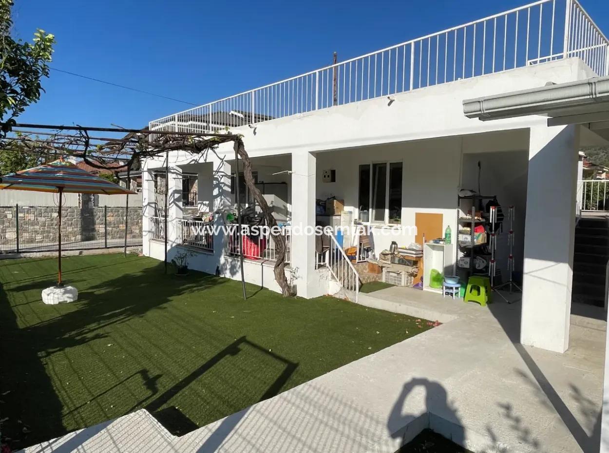 Dalyan Maraşda 677M2 Arsa İçinde Satılık Mustakil Villa Ev