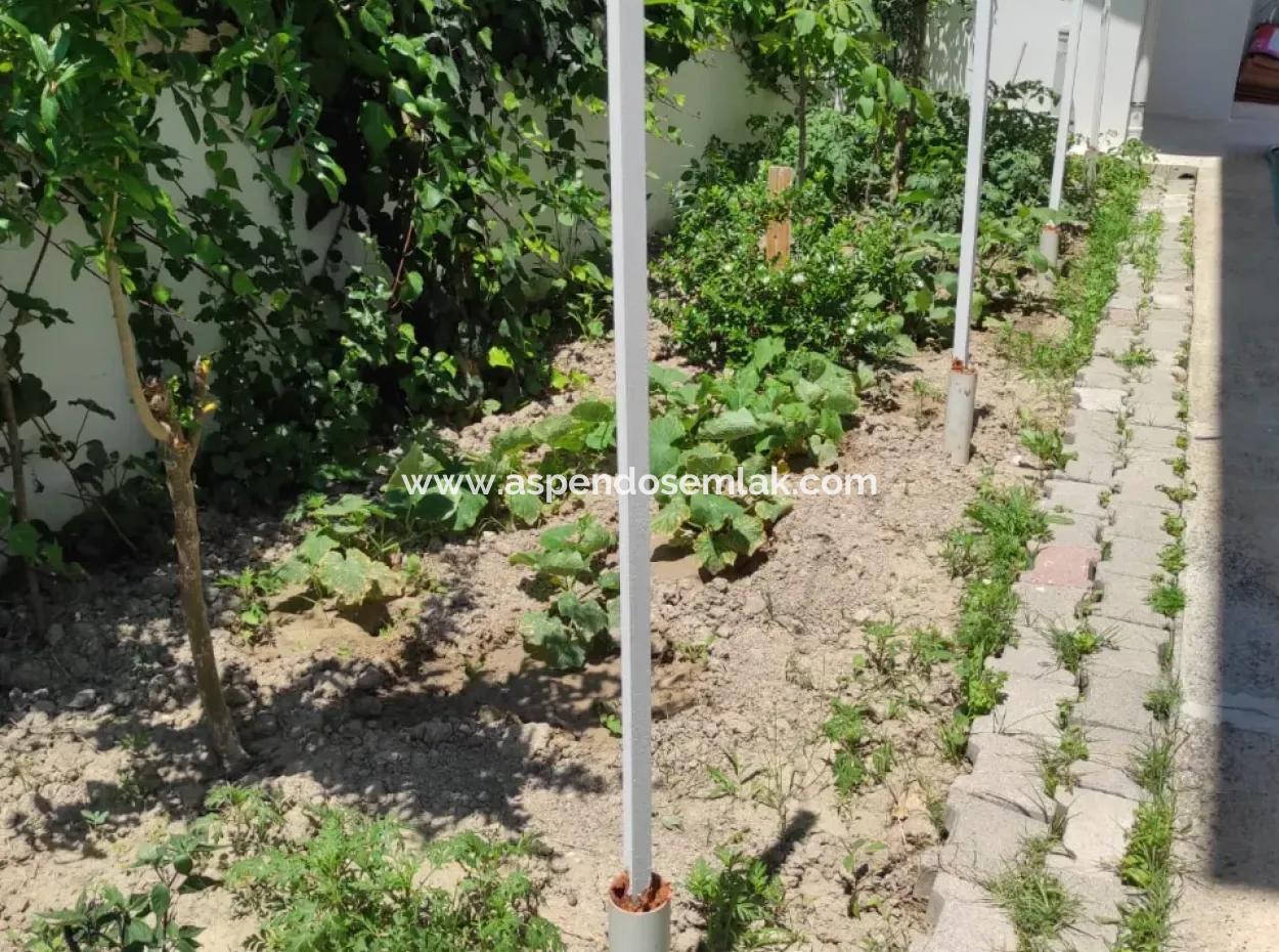 Dalyan Gülpınar'köşebaşı 545M2 Arsa İçinde Satılık 4+1 Villa