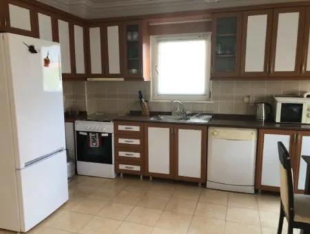 Dalyan Gülpınar'da 515M2 Köşe Başında Satılık 3+1 Villa